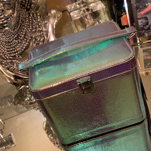 the color institute Other - Mystic Beauty Collection Case